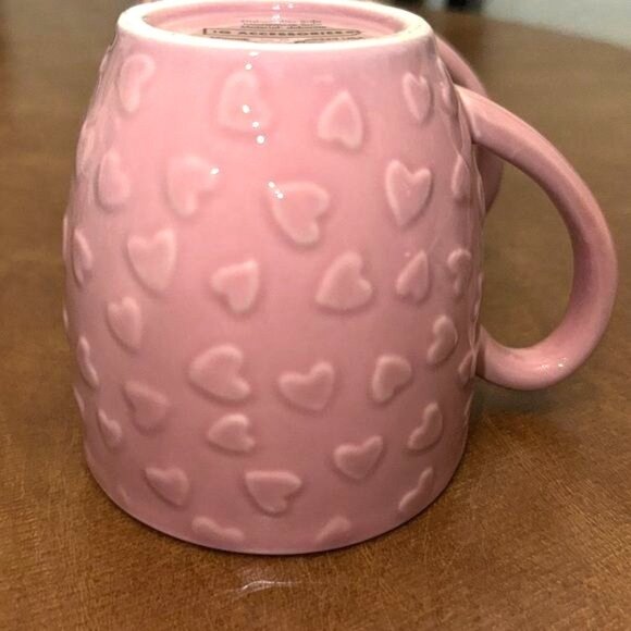 Set Of 2 Pink Heart Pattern Ceramic Mugs  Dishwasher & Microwave Safe  IQ Access - Picture 4 of 7